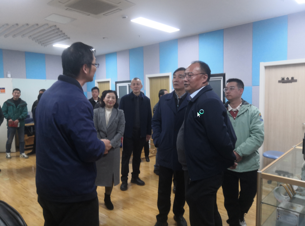 市人大副主任胡万进带队视察市残联民生实事项目完成情况_工作要闻_ 南京市残联
